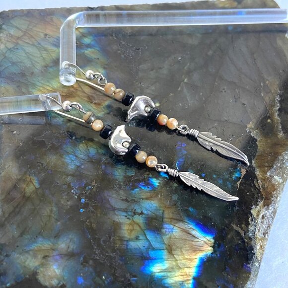 Sterling Silver 925 Mother Of Pearl & Onyx Beaded Bear Feather Dangle Earrings - Picture 6 of 13